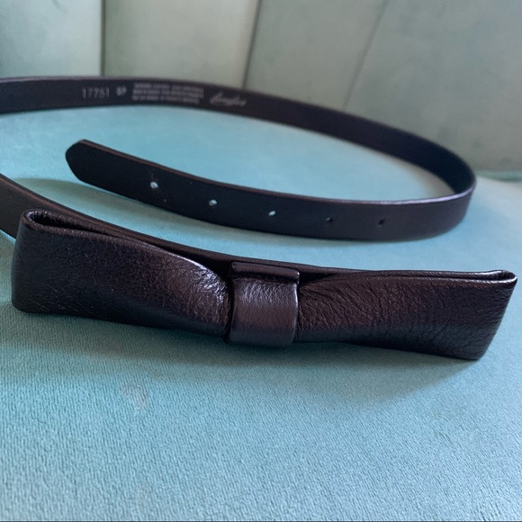 Leather Bow Adjustable waist belt. 🇨🇦 - Picture 3 of 8